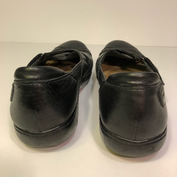 Clarks black leather casual slip ons, size 8M - Picture 5 of 7